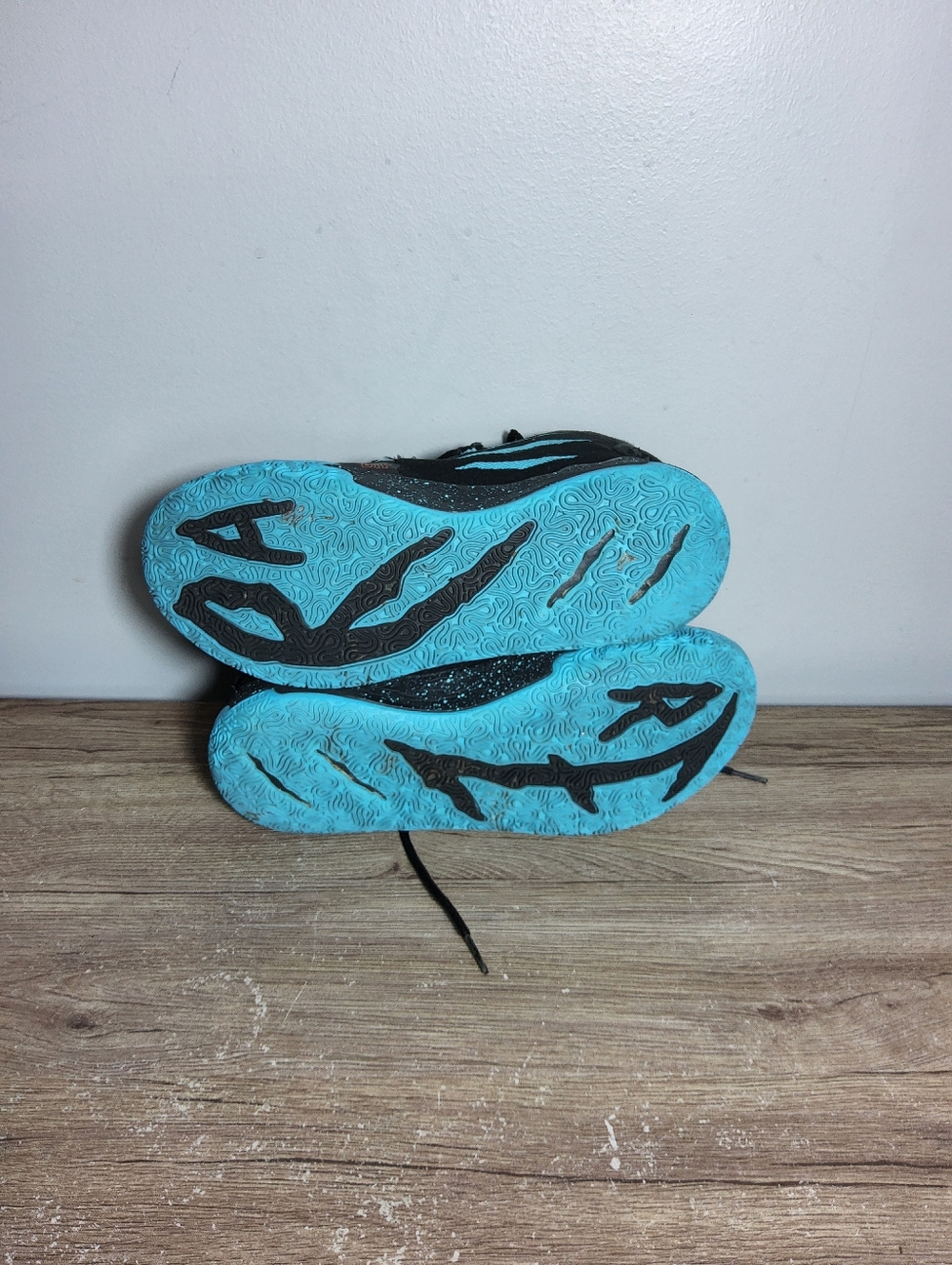 6 - Picture 10 of 13